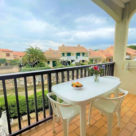 Apartamento Cosy Avec Piscine, Terrasse Et Parking - 250m De La - 6 Pers. - Fr-1-225d-141