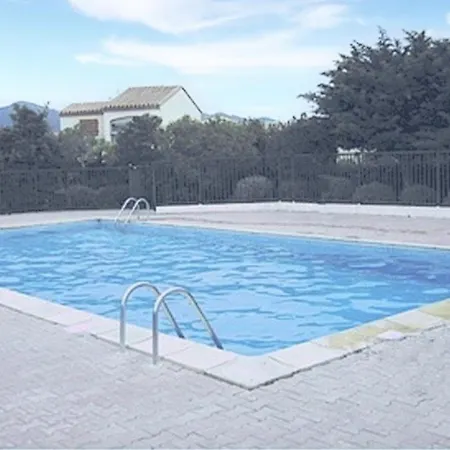 Cosy Avec Piscine, Terrasse Et Parking - 250m De La - 6 Pers. - Fr-1-225d-141 *